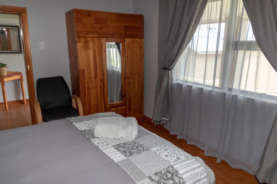 18 Bedroom Property for Sale in Heilbron Free State